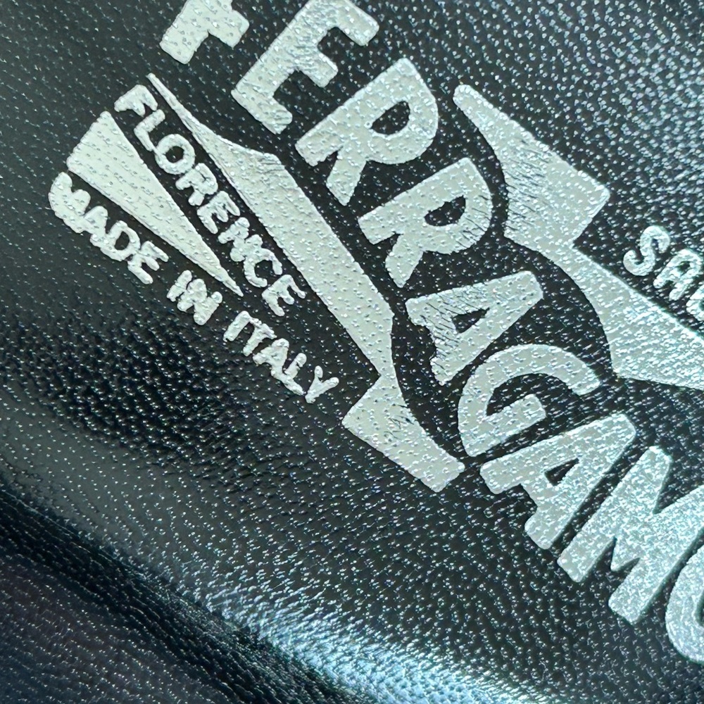 ***SOLD***
Vintage Women’s Salvatore Ferragamo Brass Horse-bit Heeled Loafers - Picture 6 of 16